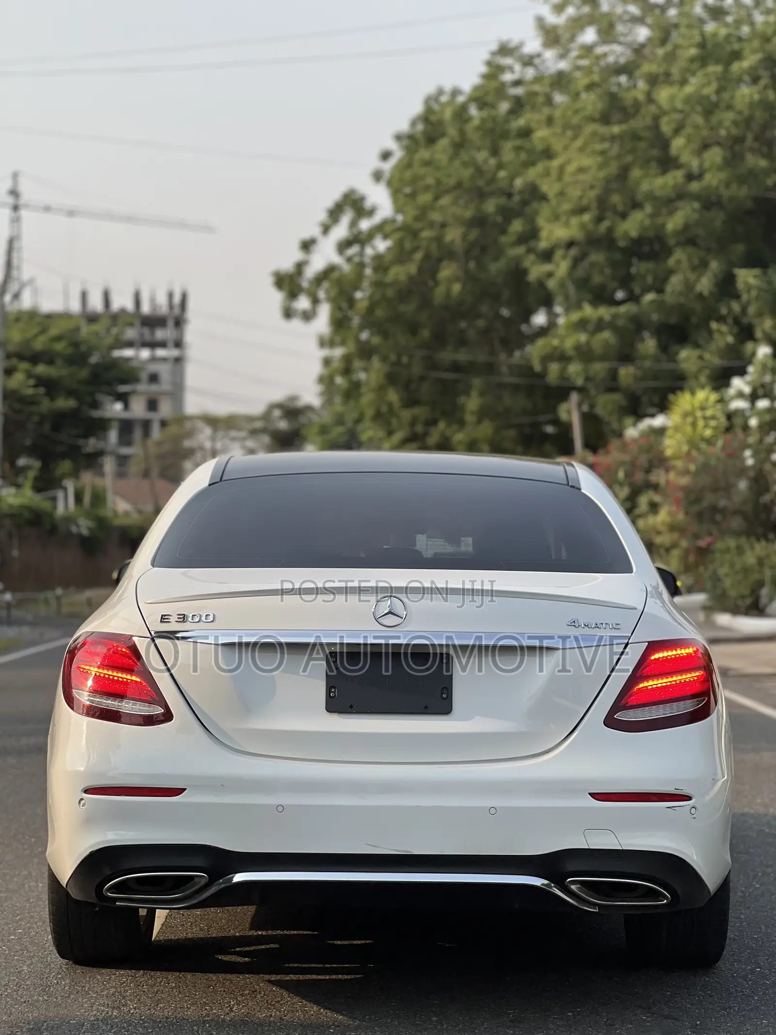 Mercedes-Benz E300 2016 White