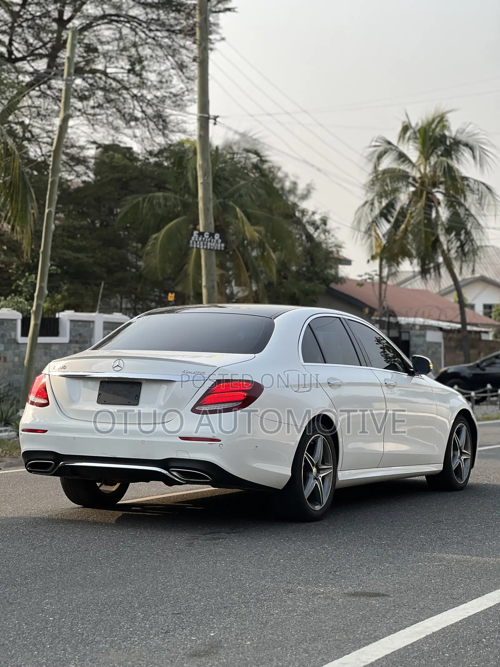 Mercedes-Benz E300 2016 White