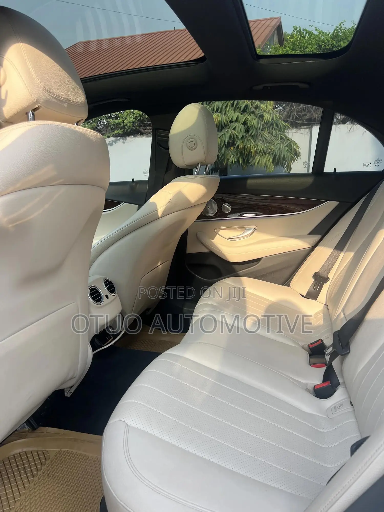 Mercedes-Benz E300 2016 White