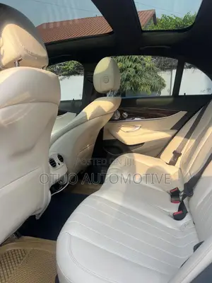Mercedes-Benz E300 2016 White