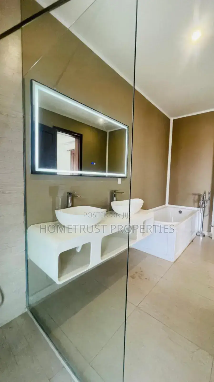 5bdrm Duplex in Tseaddo for rent