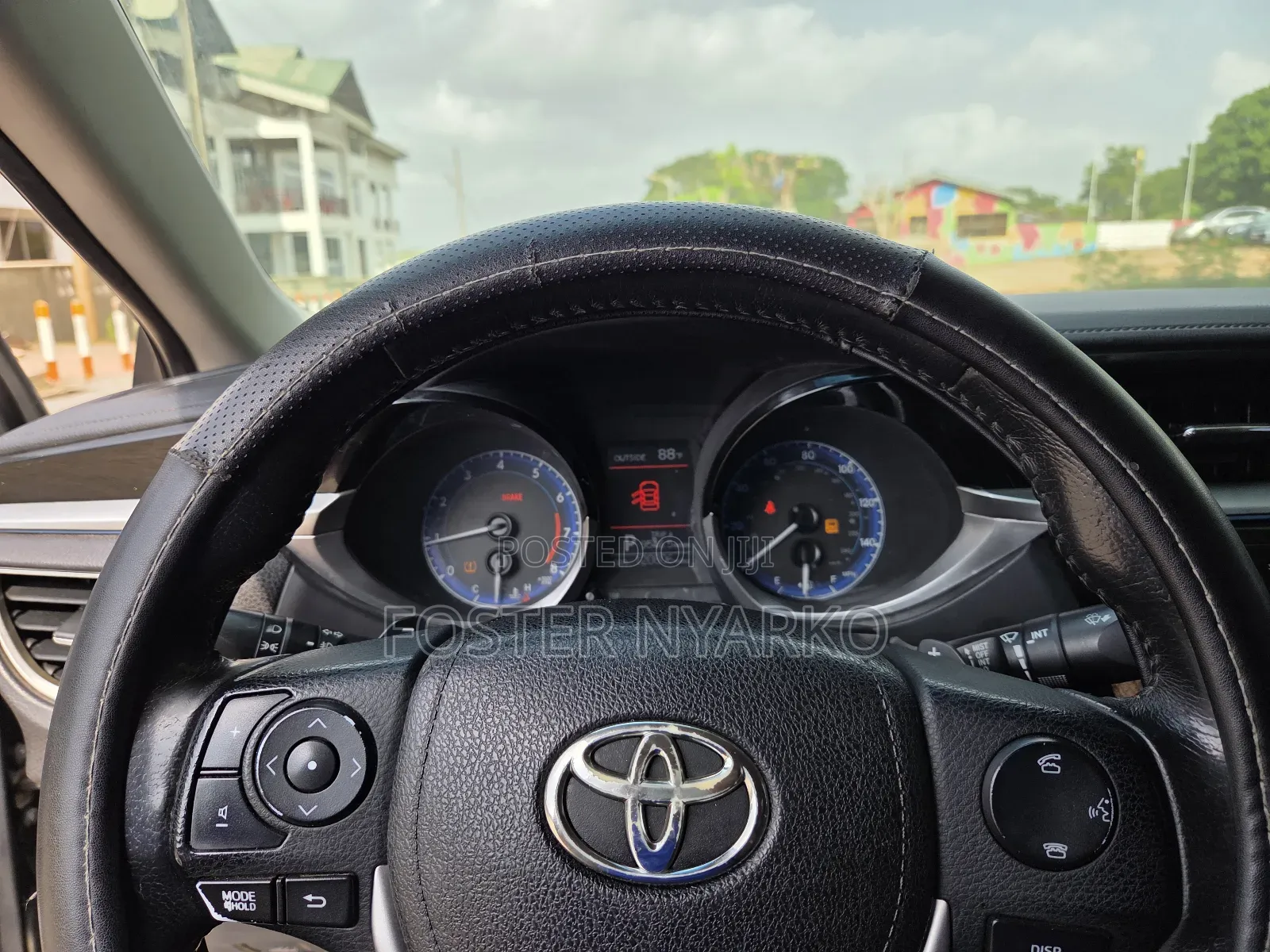 Toyota Corolla L 4dr Sedan (1.8L 4cyl 4A) 2015 Black