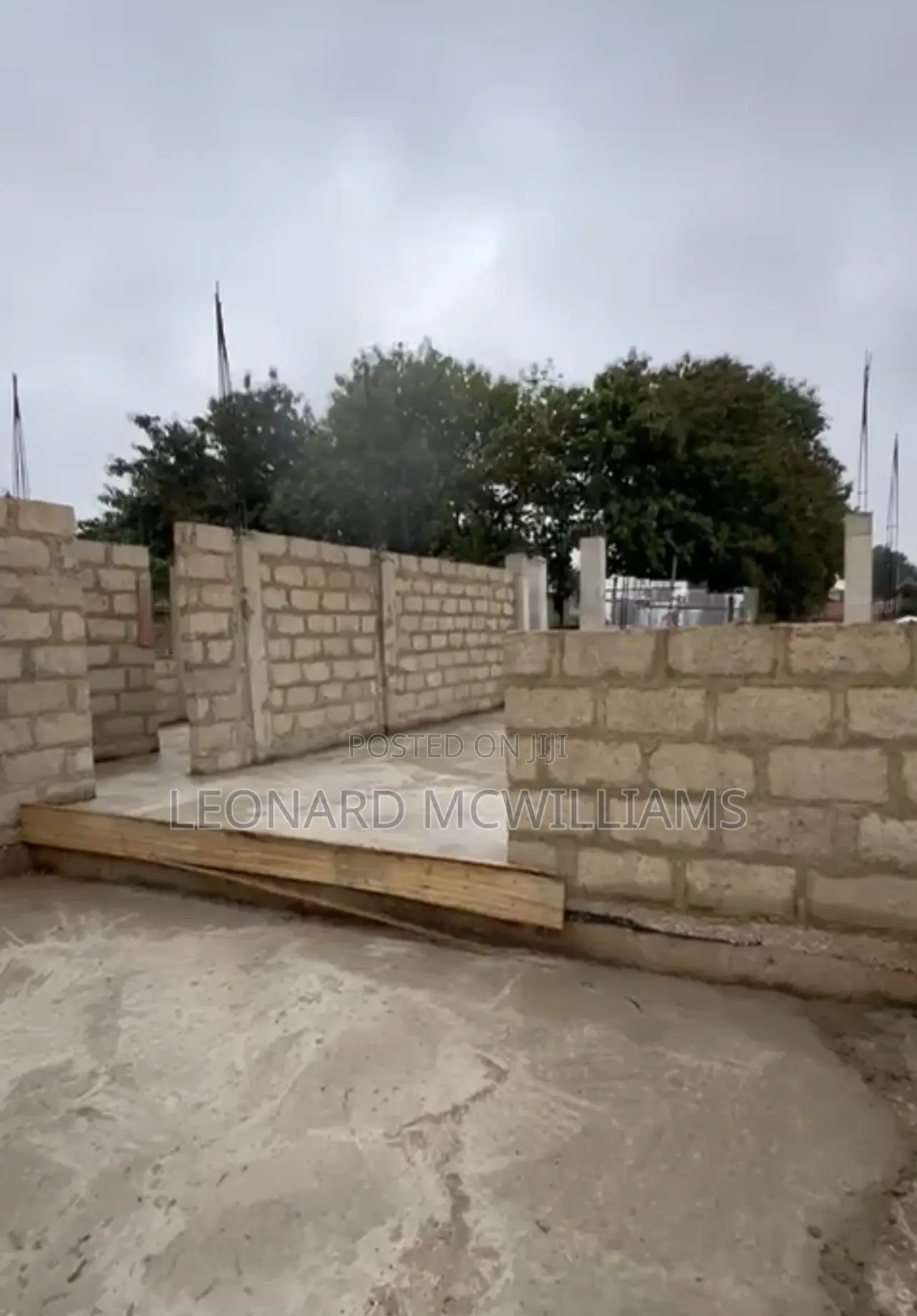 7bdrm House in Santasi, Atwima Kwanwoma for sale
