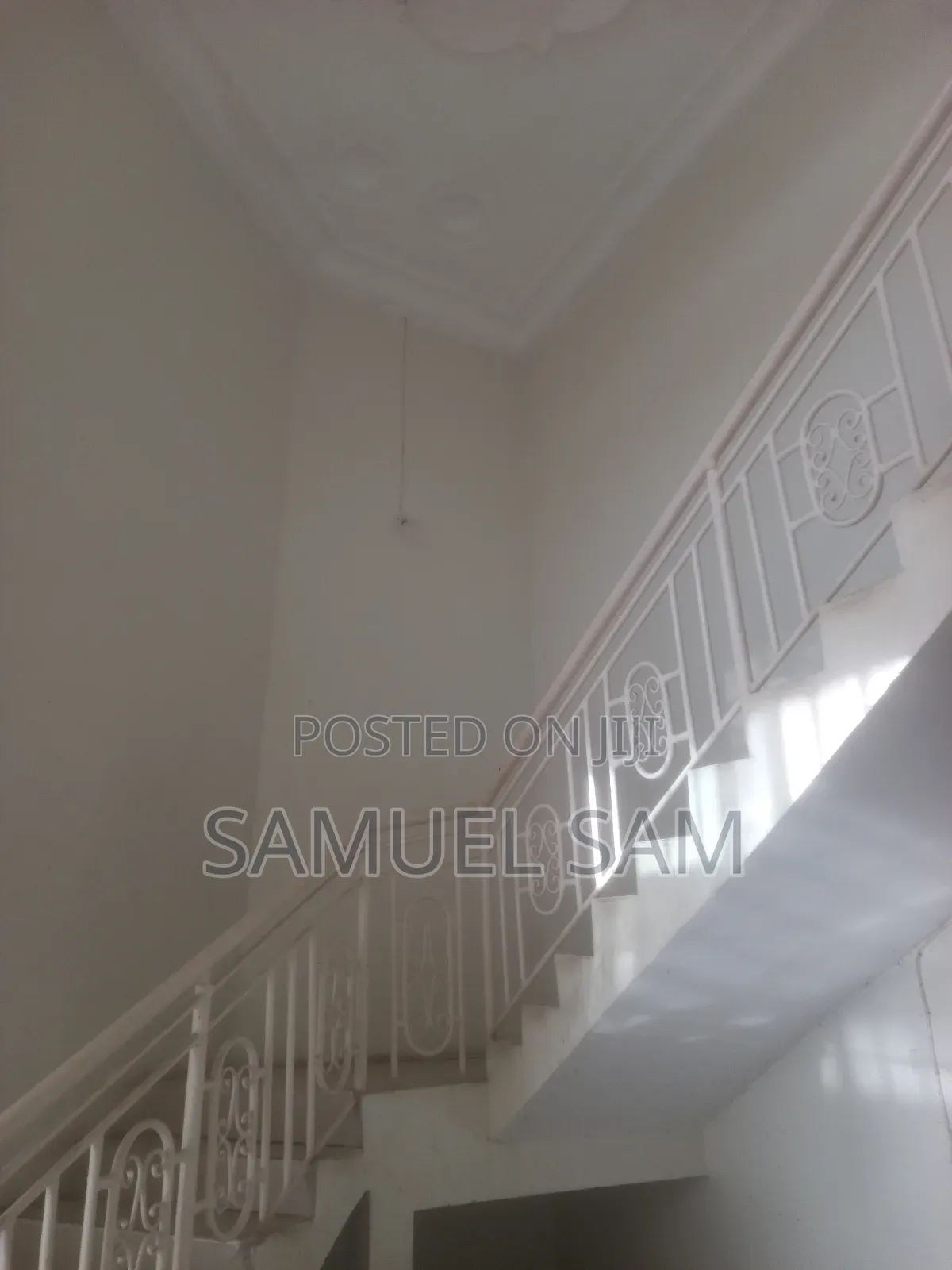 5bdrm House in Tema Community 6 for rent