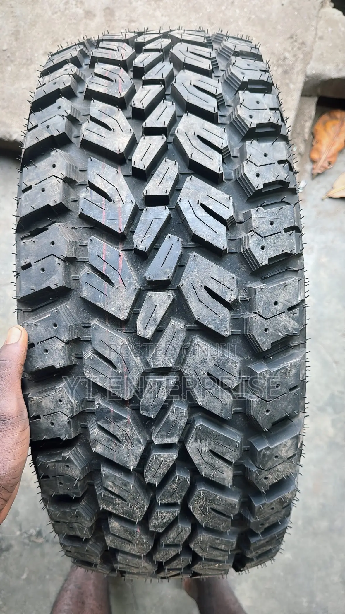 285/55r20 Mt200