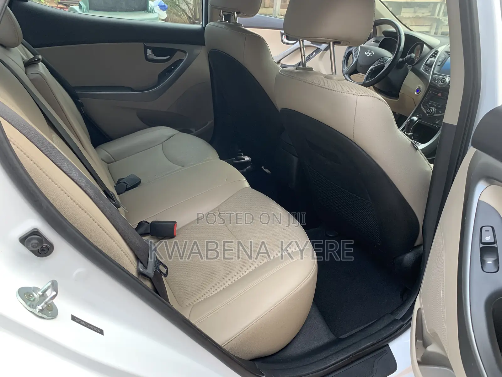 Hyundai Elantra Limited Sedan FWD (1.8L 4cyl 6A) 2016 White