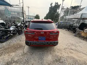 Toyota Corolla Cross 2.0 Petrol FWD 2022 Red
