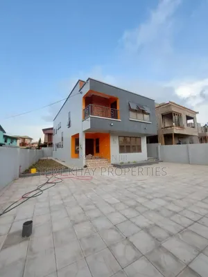 5bdrm House in Legon for sale