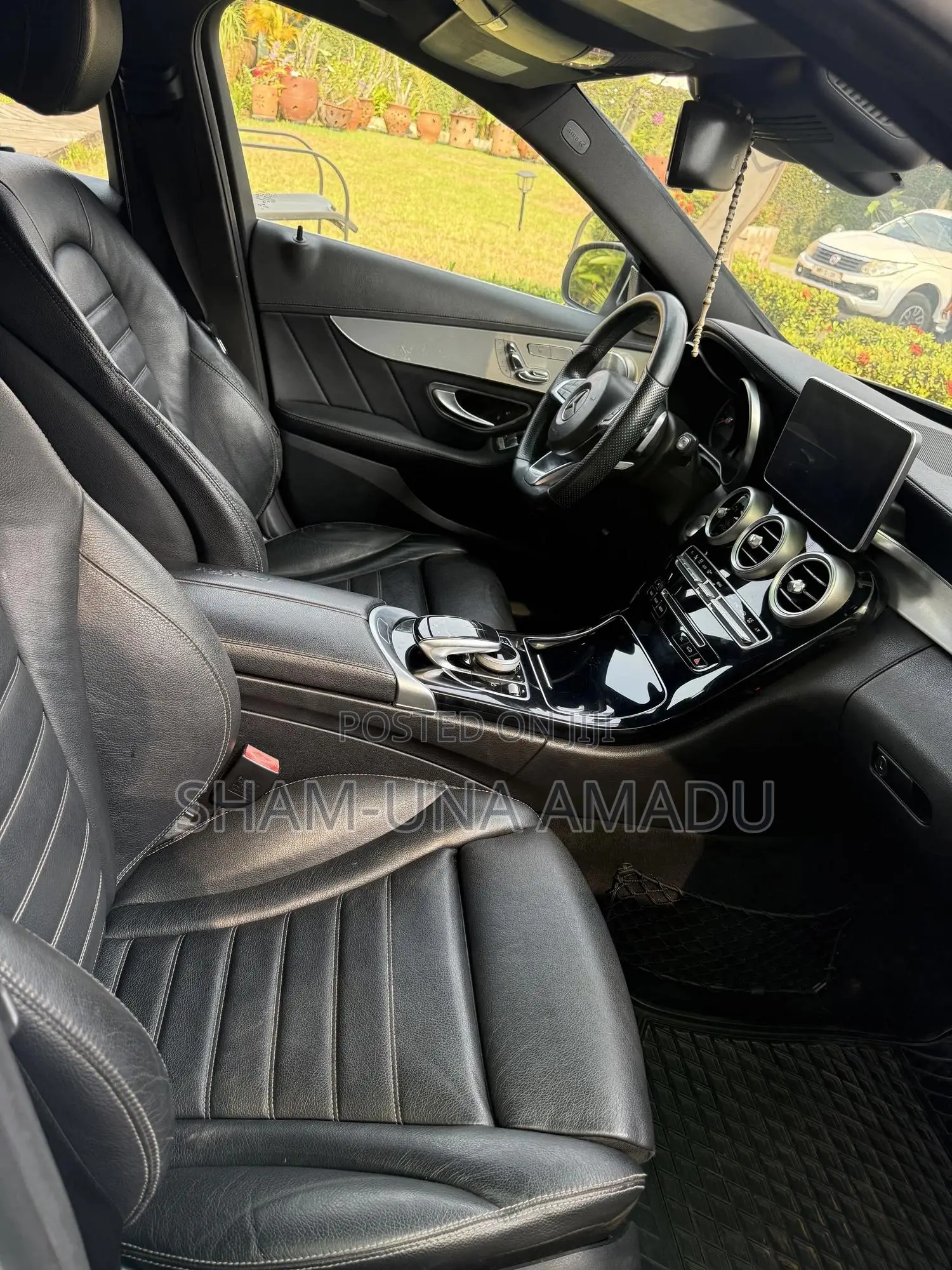 Mercedes-Benz C400 4Matic AWD Sedan (3.0L V6 7A) 2015 White