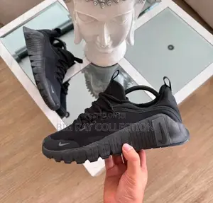 Free Metcon 5 All Black