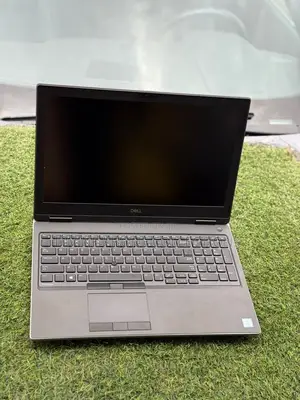 Laptop Dell Precision 15 5540 32GB Intel Core i7 SSD 512GB