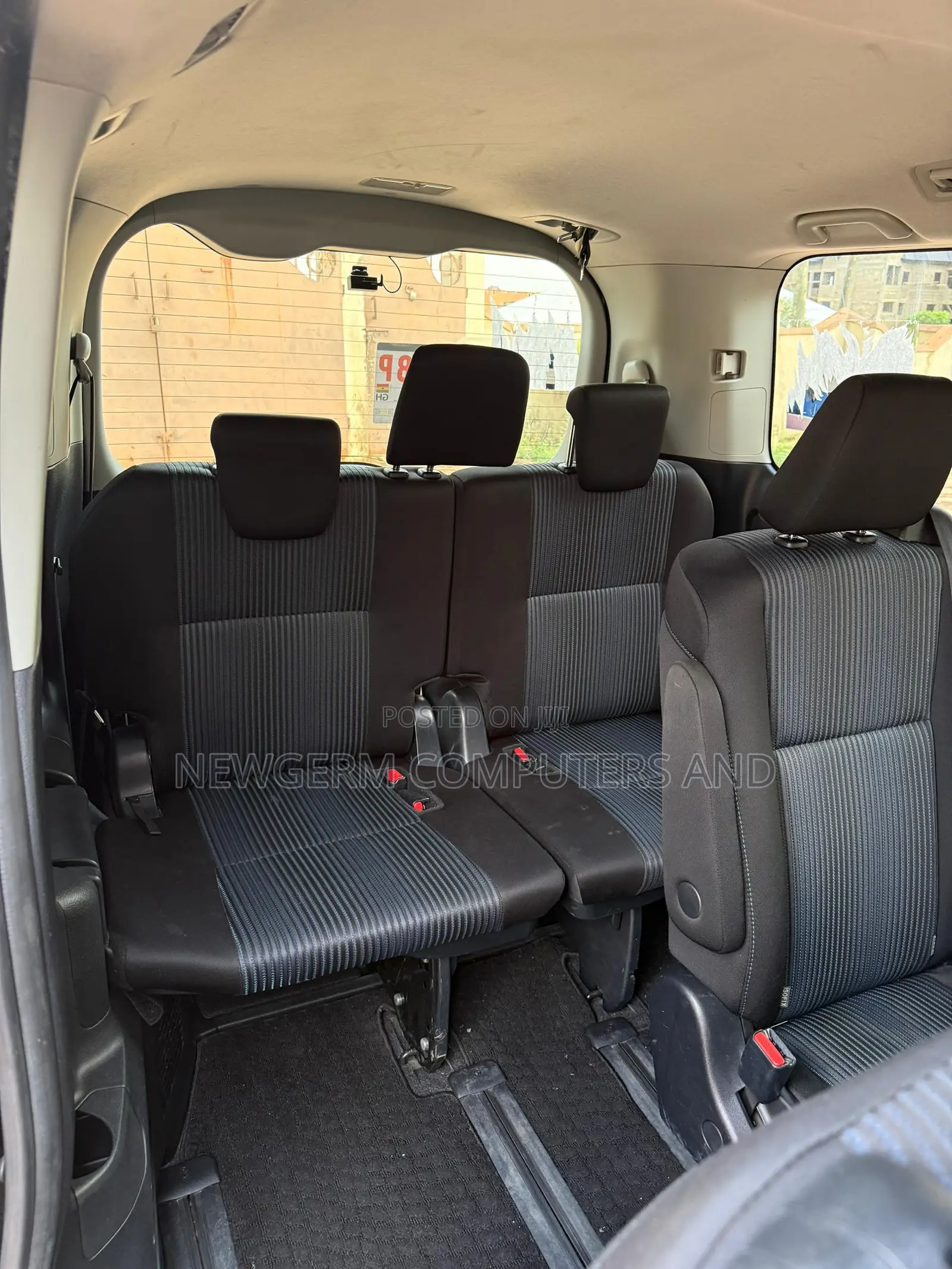Toyota Voxy 2015 Black