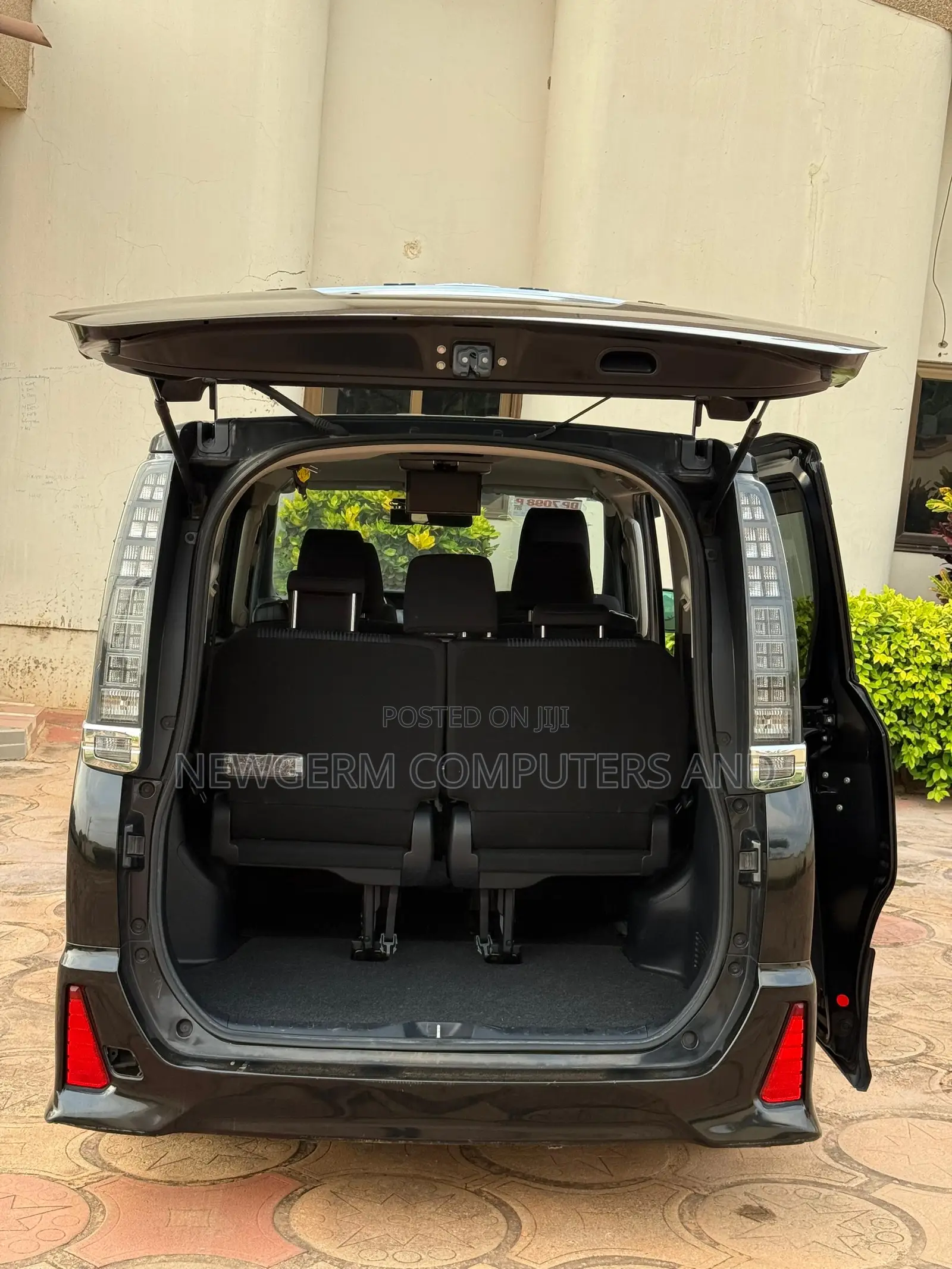 Toyota Voxy 2015 Black