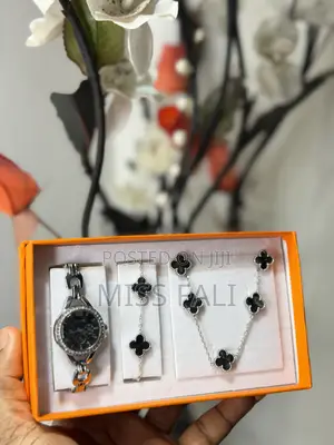Midnight Clover Set