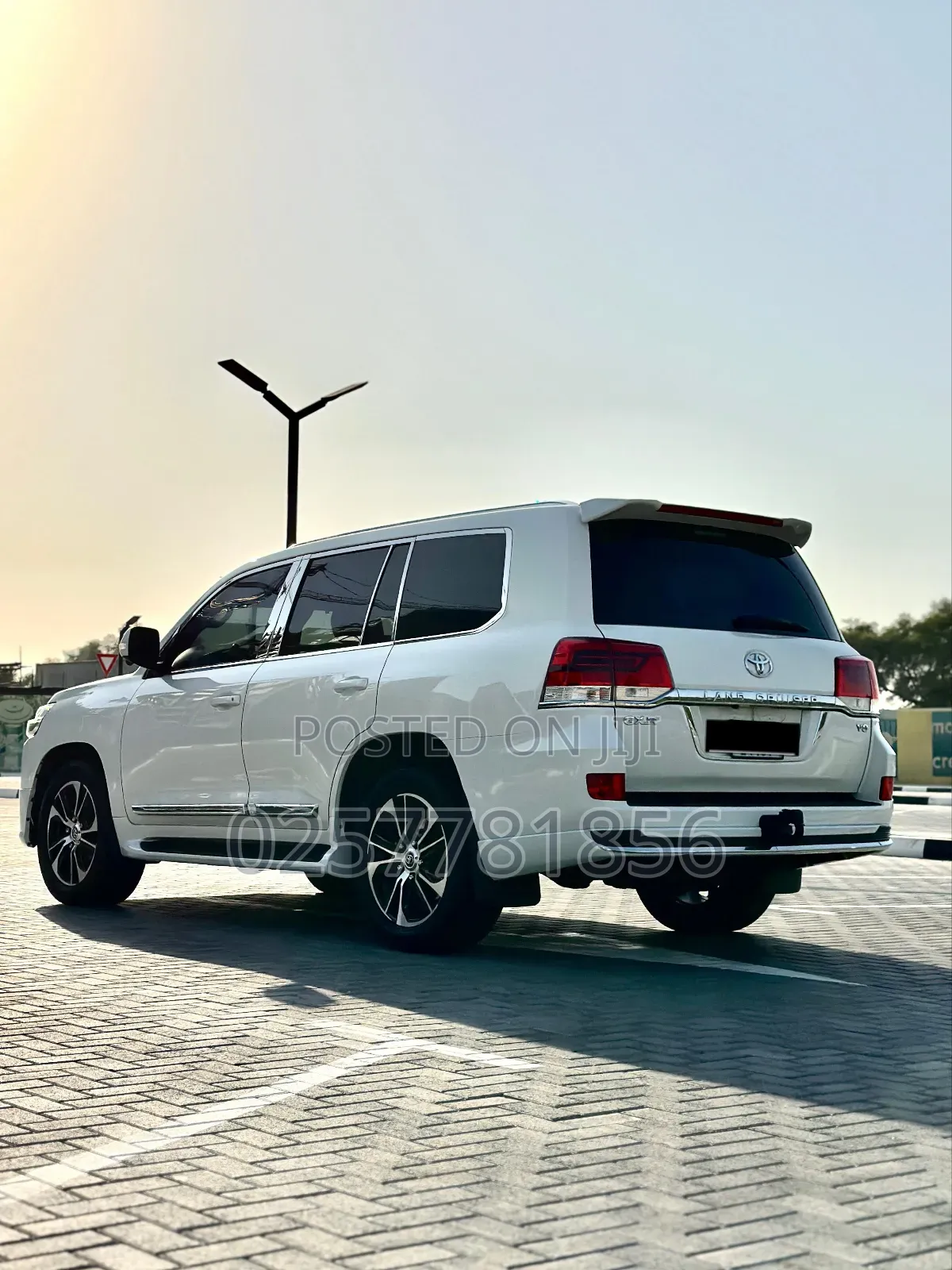 Toyota Land Cruiser 4.5 V8 TD 2019 White