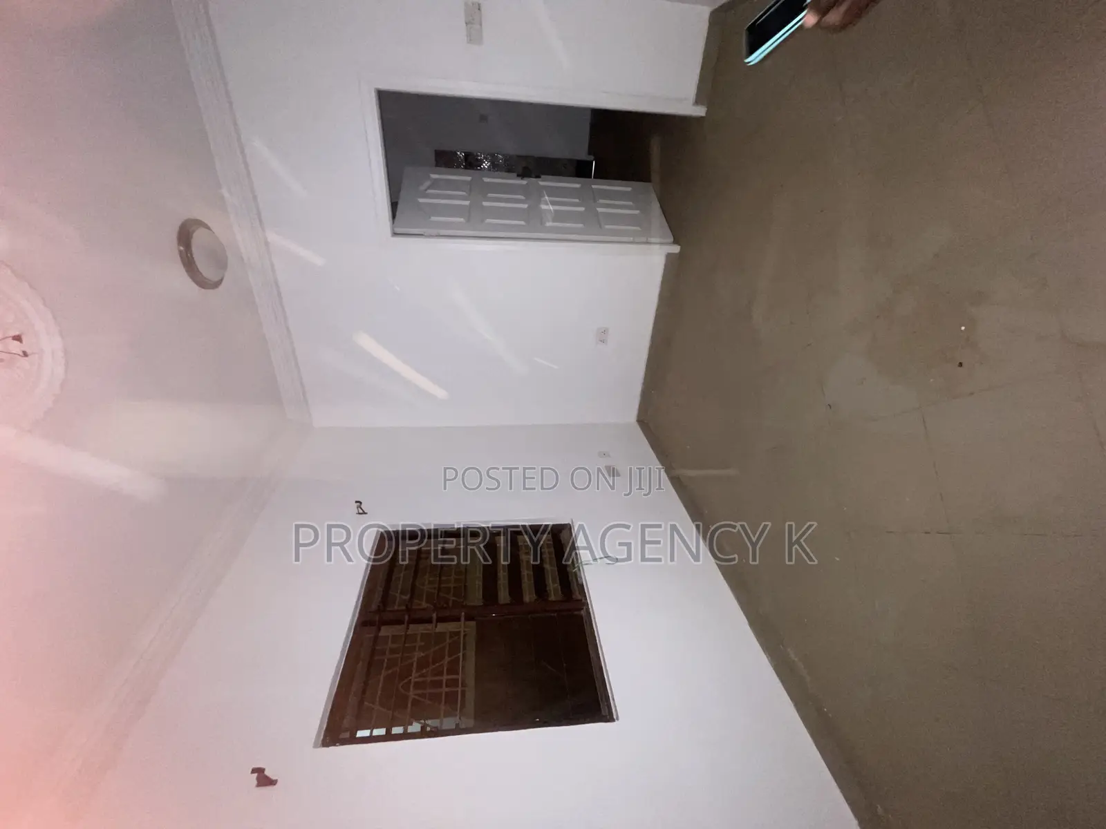 1bdrm Apartment in Kfs Properties, West Hills Mall Area for rent