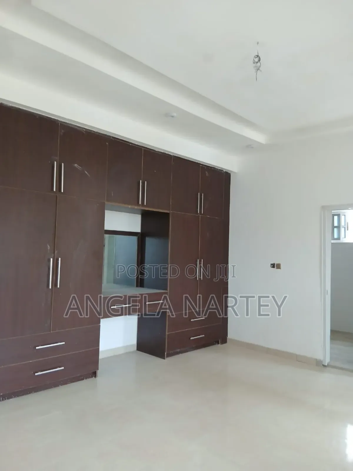 5bdrm House in Sakumono Estates for sale