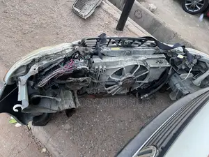 Toyota Corolla 2003 2004 2005 2006 2007 2008 Complete Front Cut