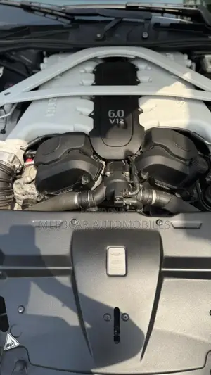 Aston Martin Vanquish 2017 Silver