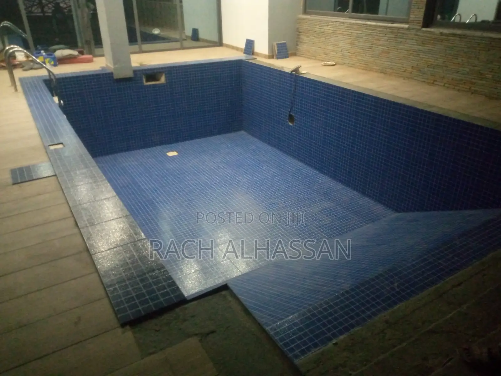 Professional Tiler
