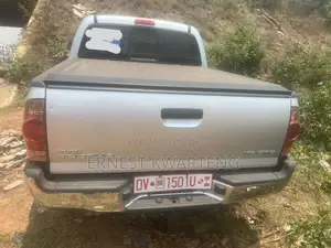 Toyota Tacoma 2012 White