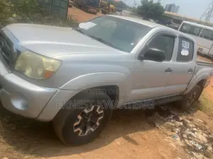Toyota Tacoma 2012 White