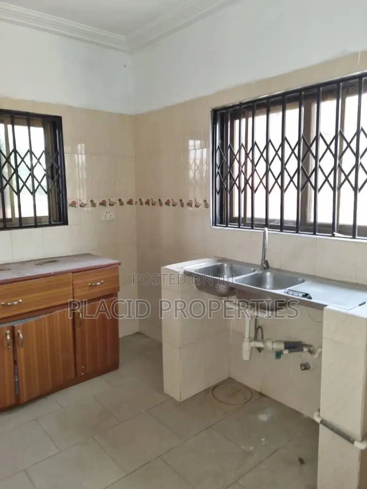 2bdrm Apartment in Dome ,Accra for rent