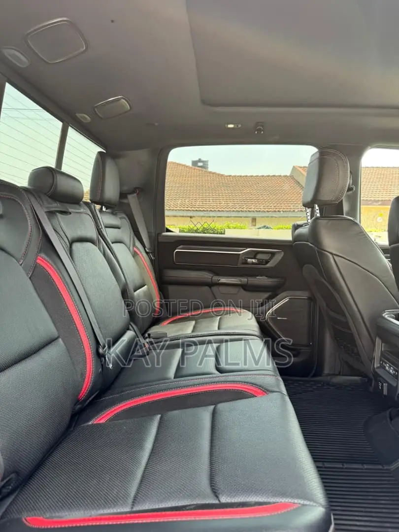 RAM 1500 TRX Crew Cab 4WD SB 2024 Red