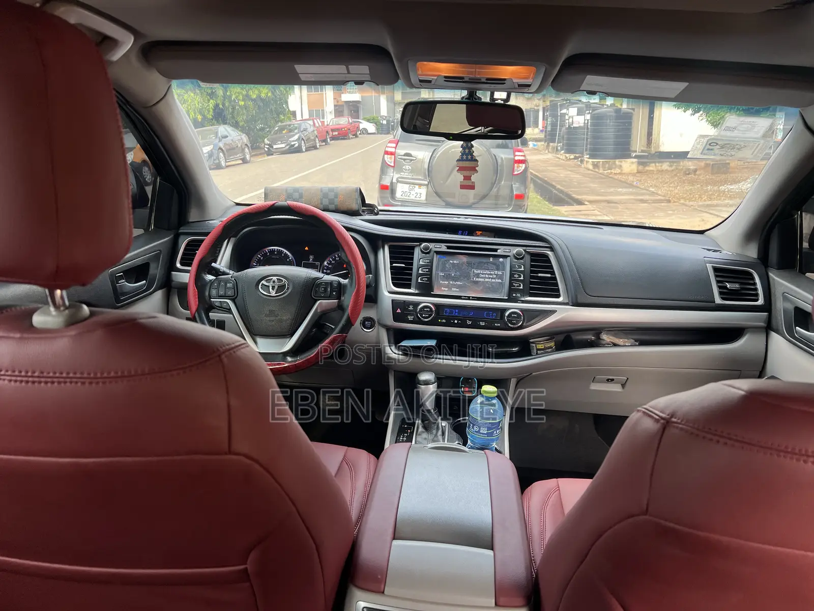 Toyota Highlander XLE 4x4 V6 (3.5L 6cyl 8A) 2018 Black