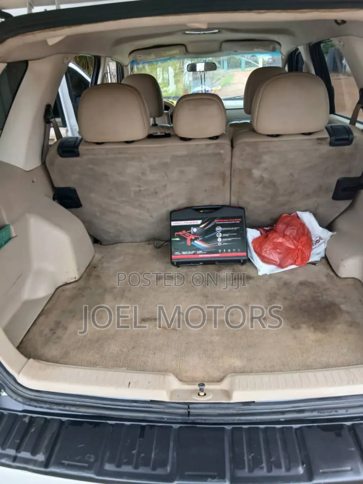 Ford Escape XLS Automatic 2011 White