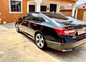 Honda Accord Touring 2018 Black