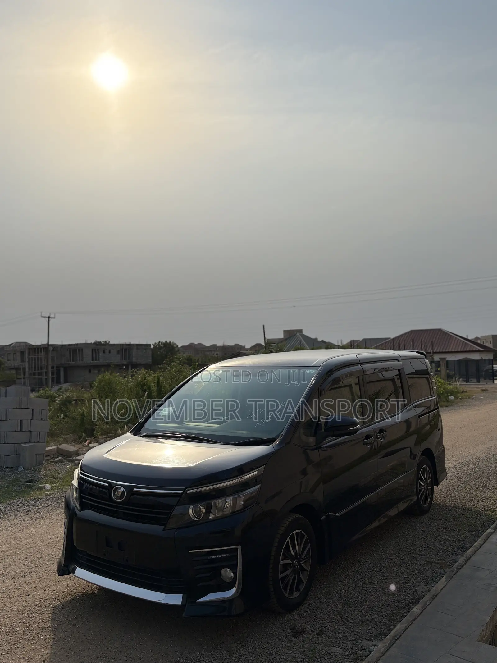 Toyota Voxy SV Premium 2014