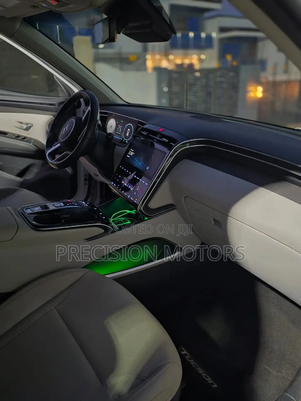 Hyundai Tucson Limited 2024 White