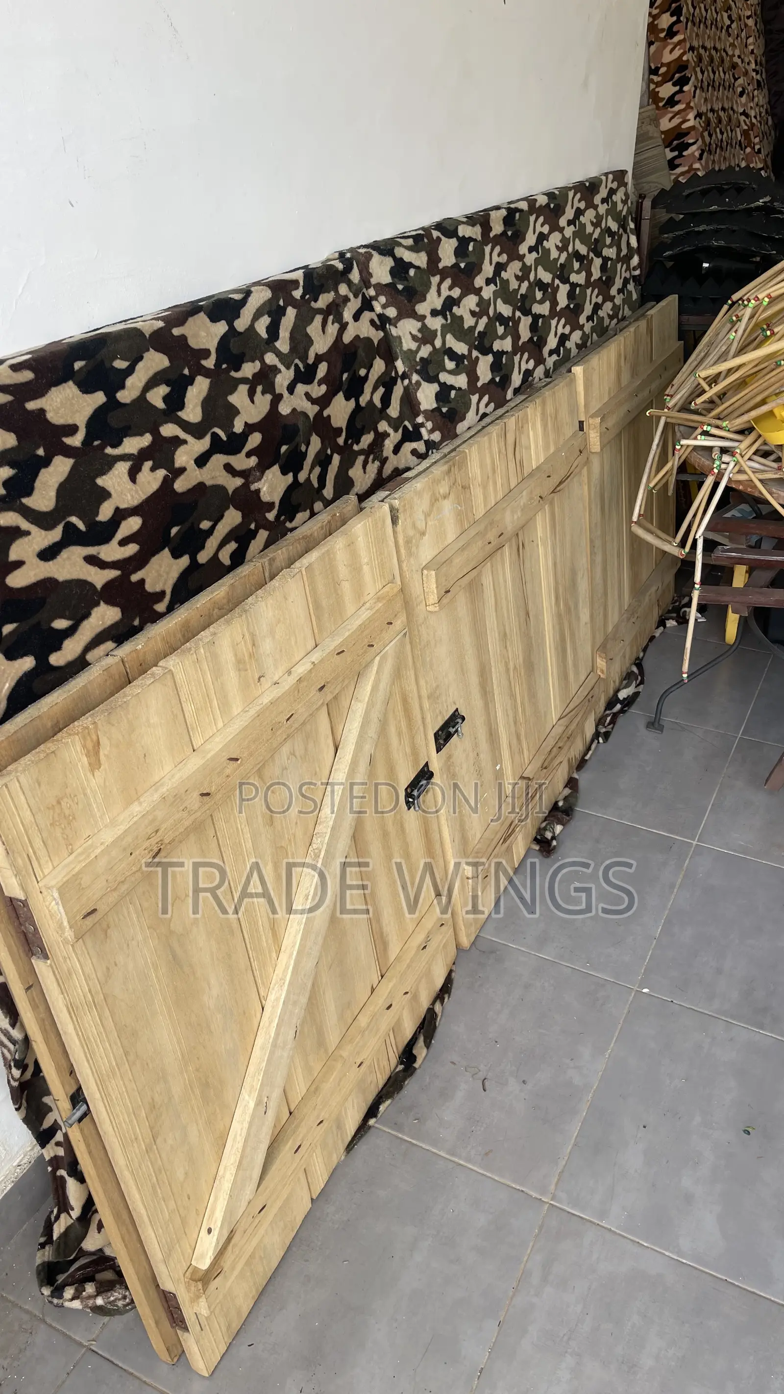 One 6 2.9ft By 2.5ft Wood Windows For Sale