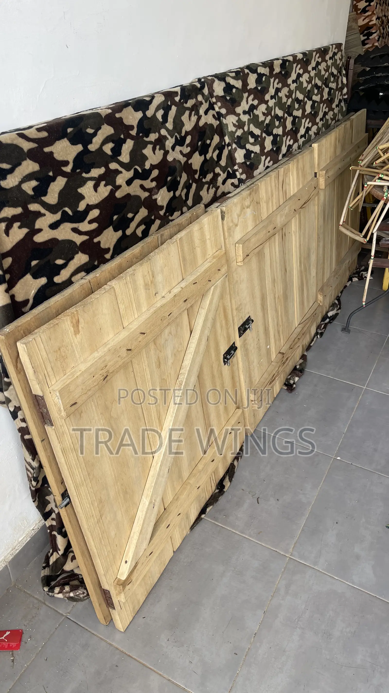 One 6 2.9ft By 2.5ft Wood Windows For Sale