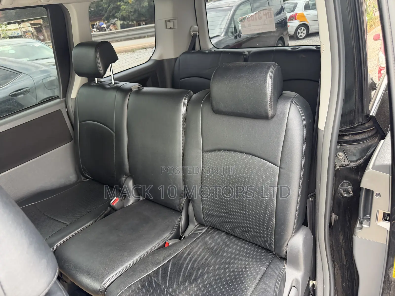 Toyota Voxy 2010 Black
