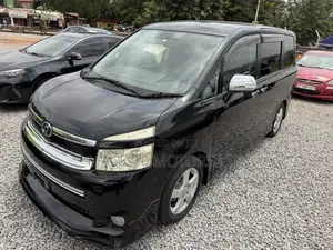 Toyota Voxy 2010 Black