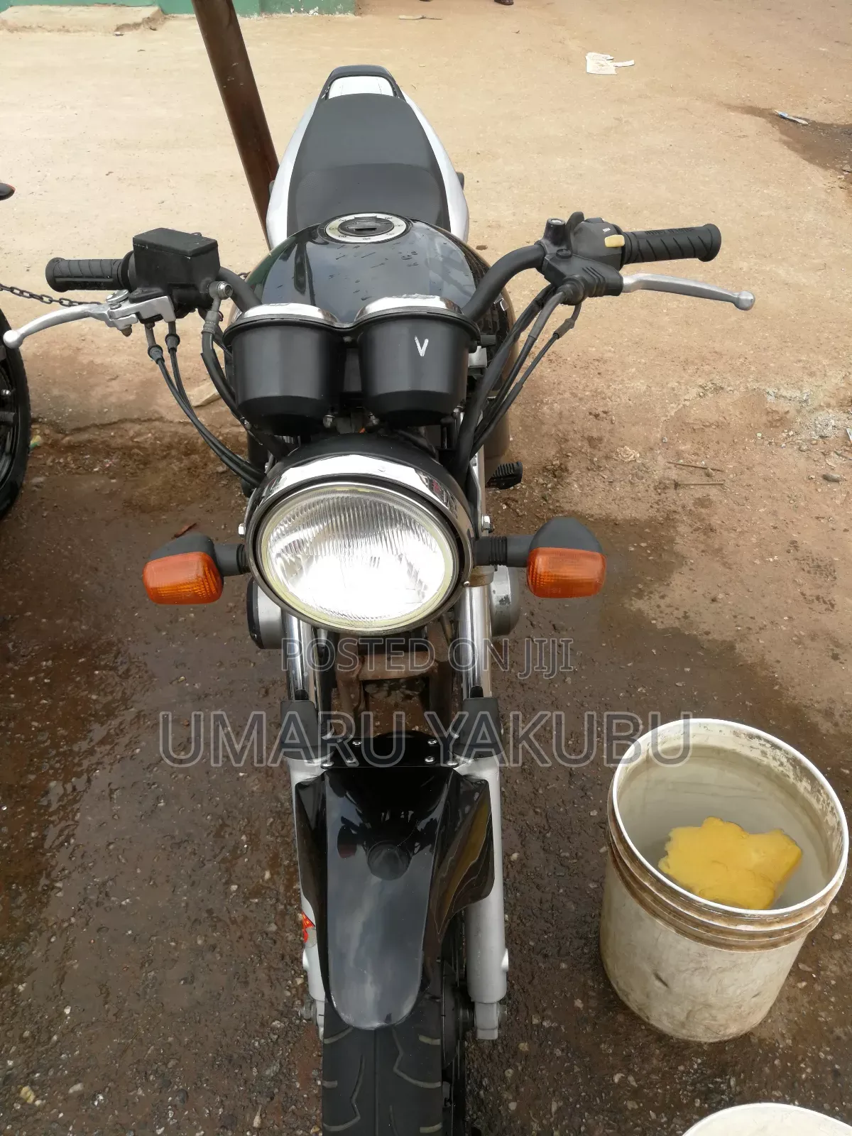 Suzuki 2025 Black