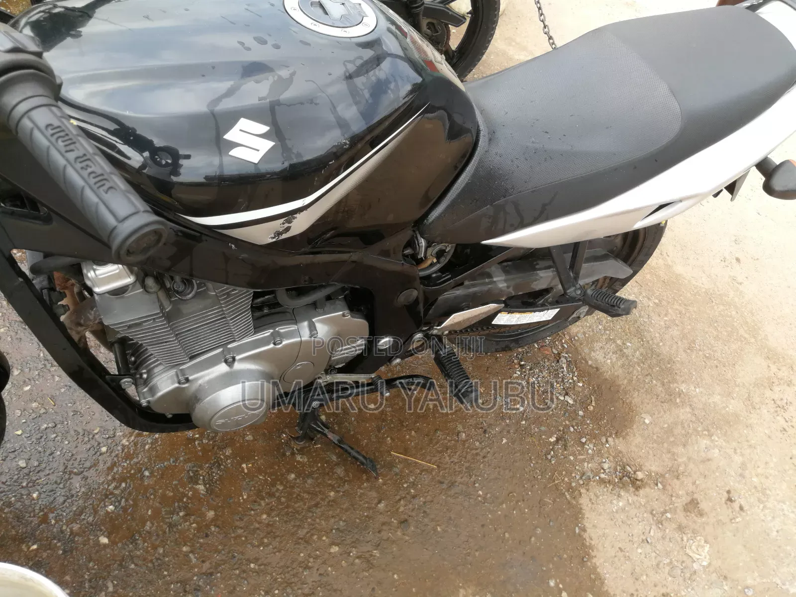 Suzuki 2025 Black
