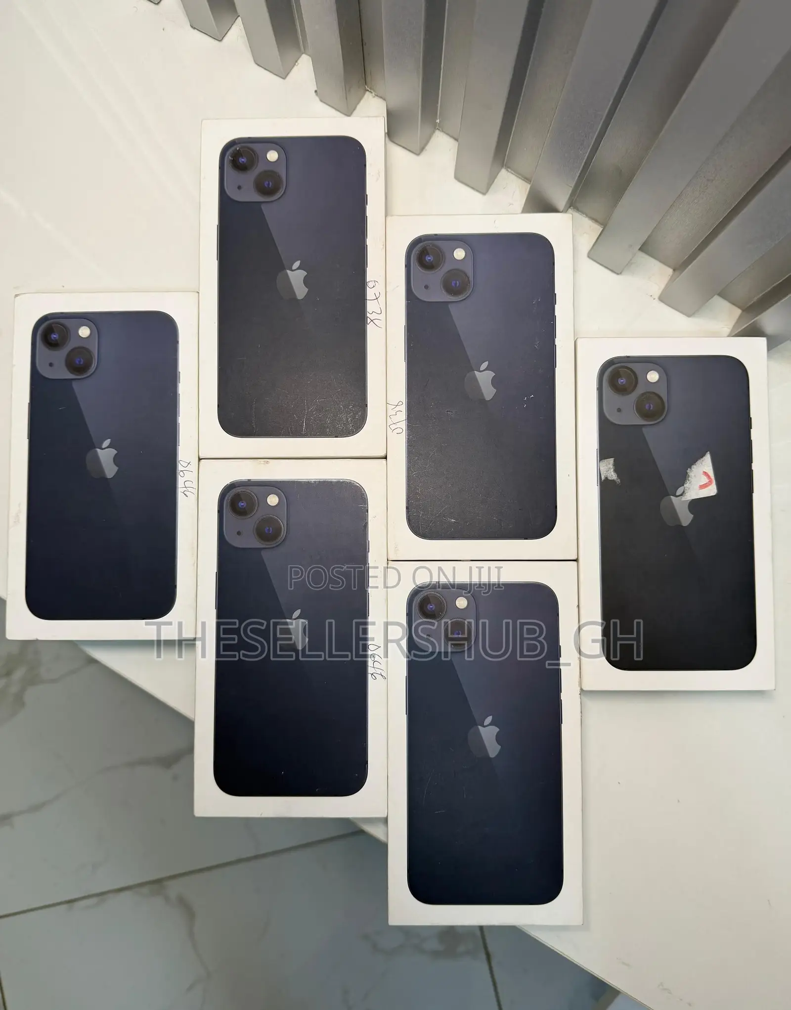 New Apple iPhone 13 128 GB Black