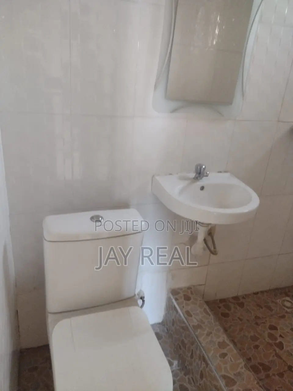 2bdrm Apartment in Jayreal Estate, Kasoa for rent