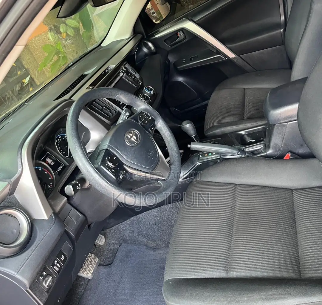 Toyota RAV4 2016 Brown