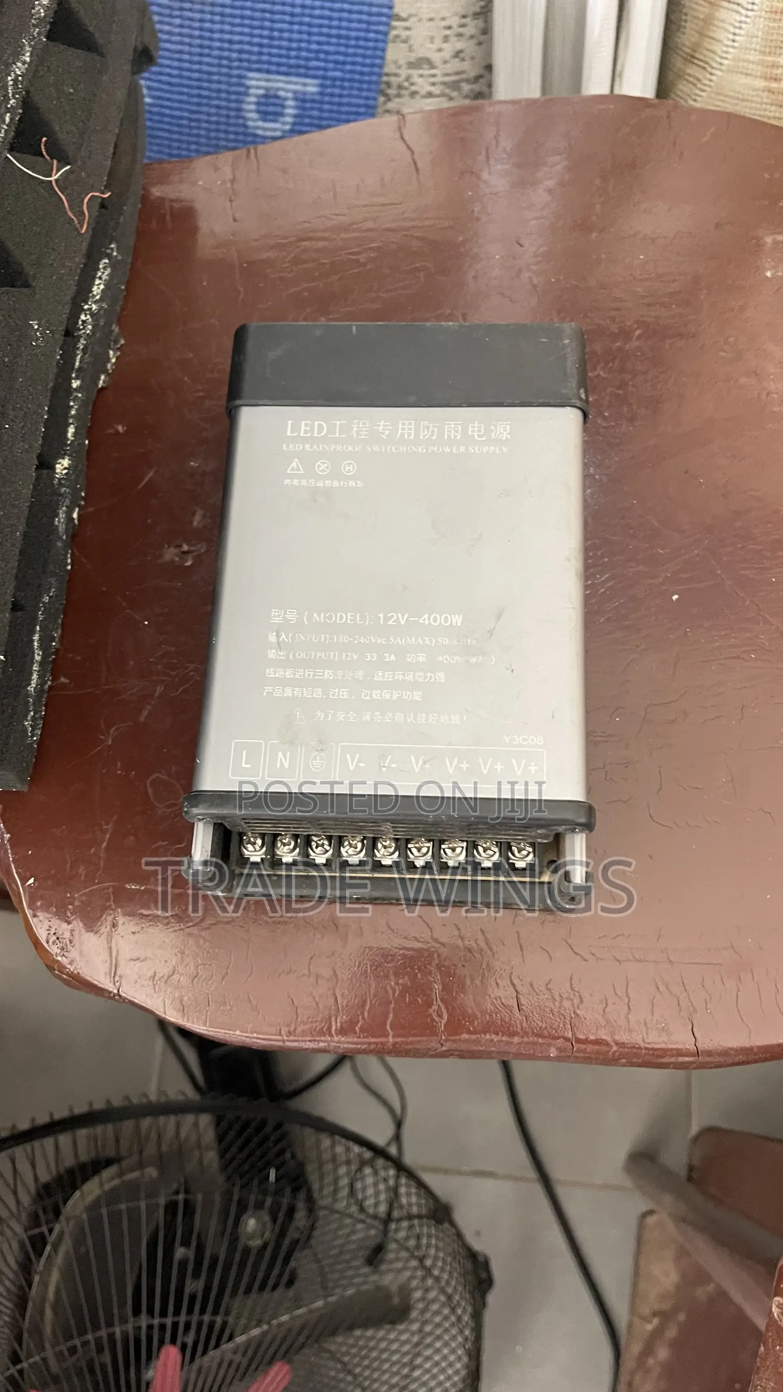 1 Used Led 400w-12v Battery for Sale