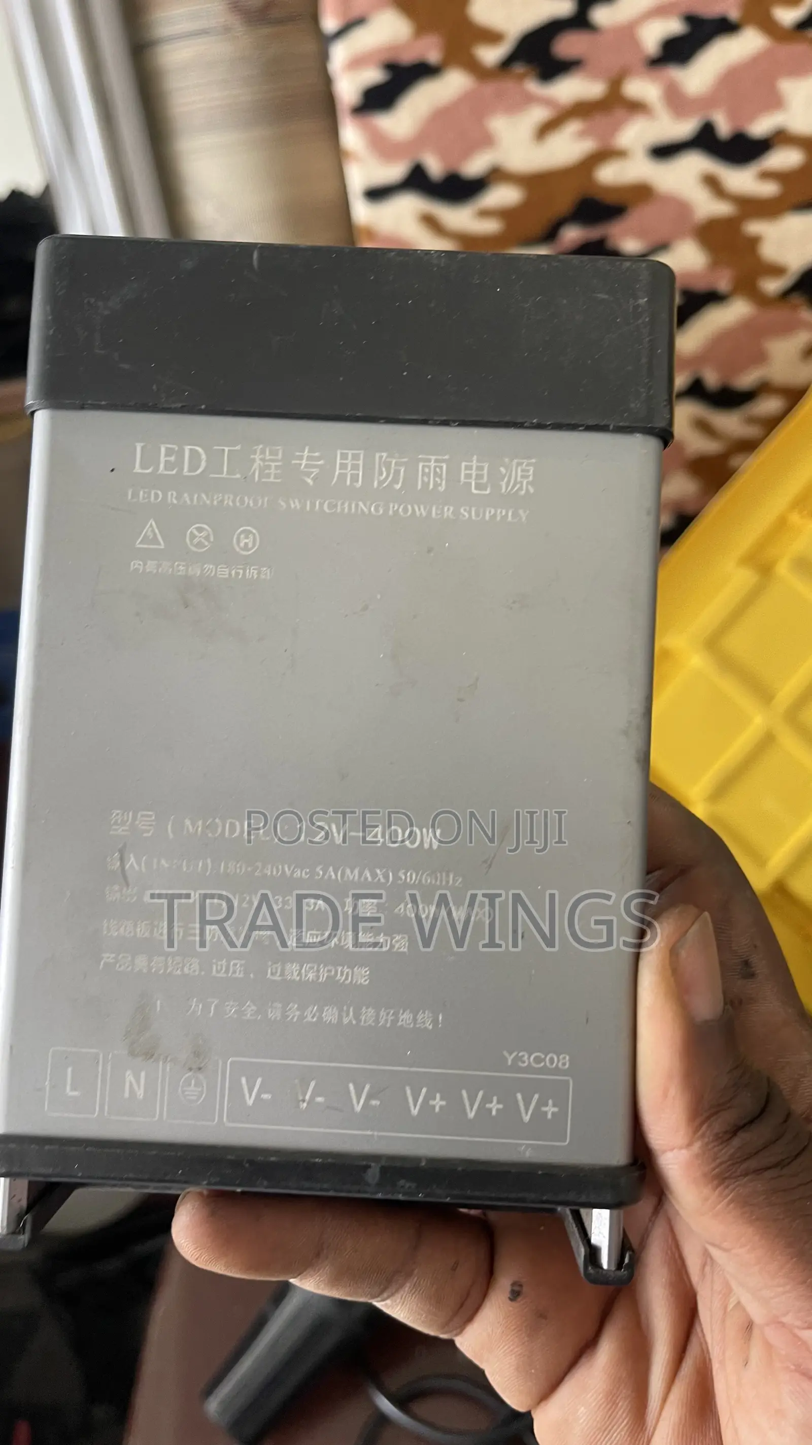 1 Used Led 400w-12v Battery for Sale