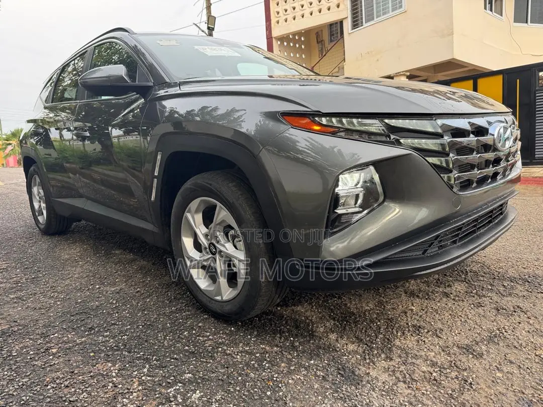 Hyundai Tucson SE 2022 Gray