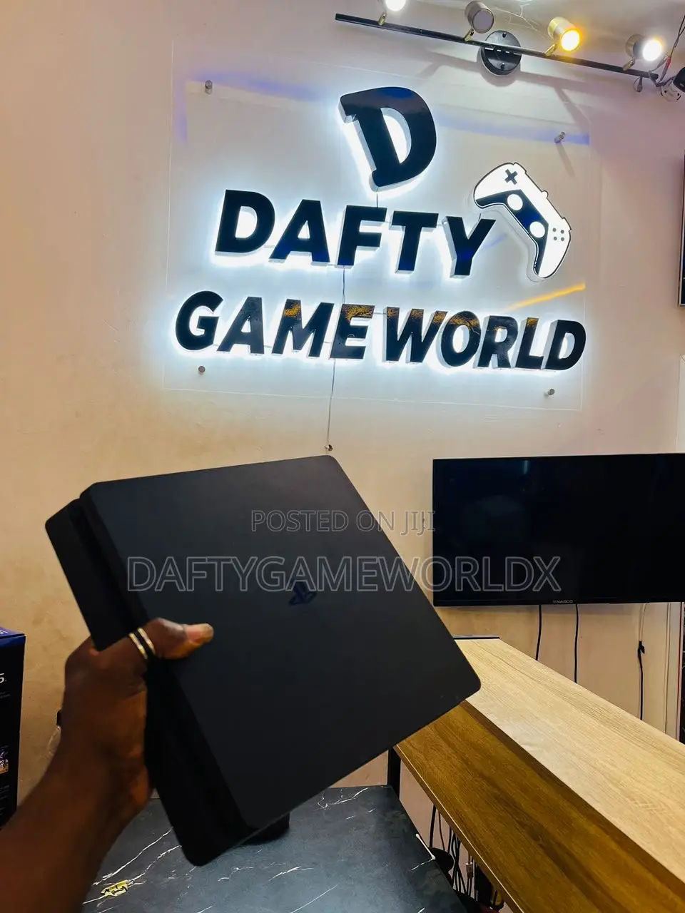 Uk Used Ps4 Slim Console