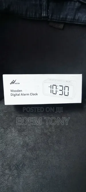 Netzu Wooden Digital Alarm Clock