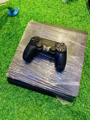 Uk Used Ps4 Slim With Loaded Games