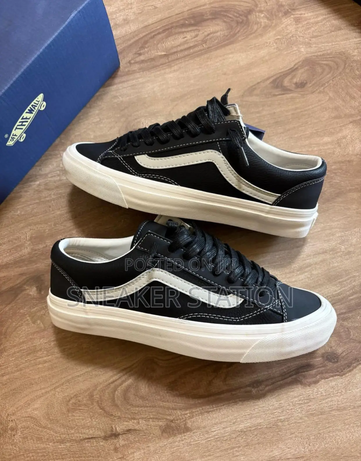 Vans Premium Old Skool Available