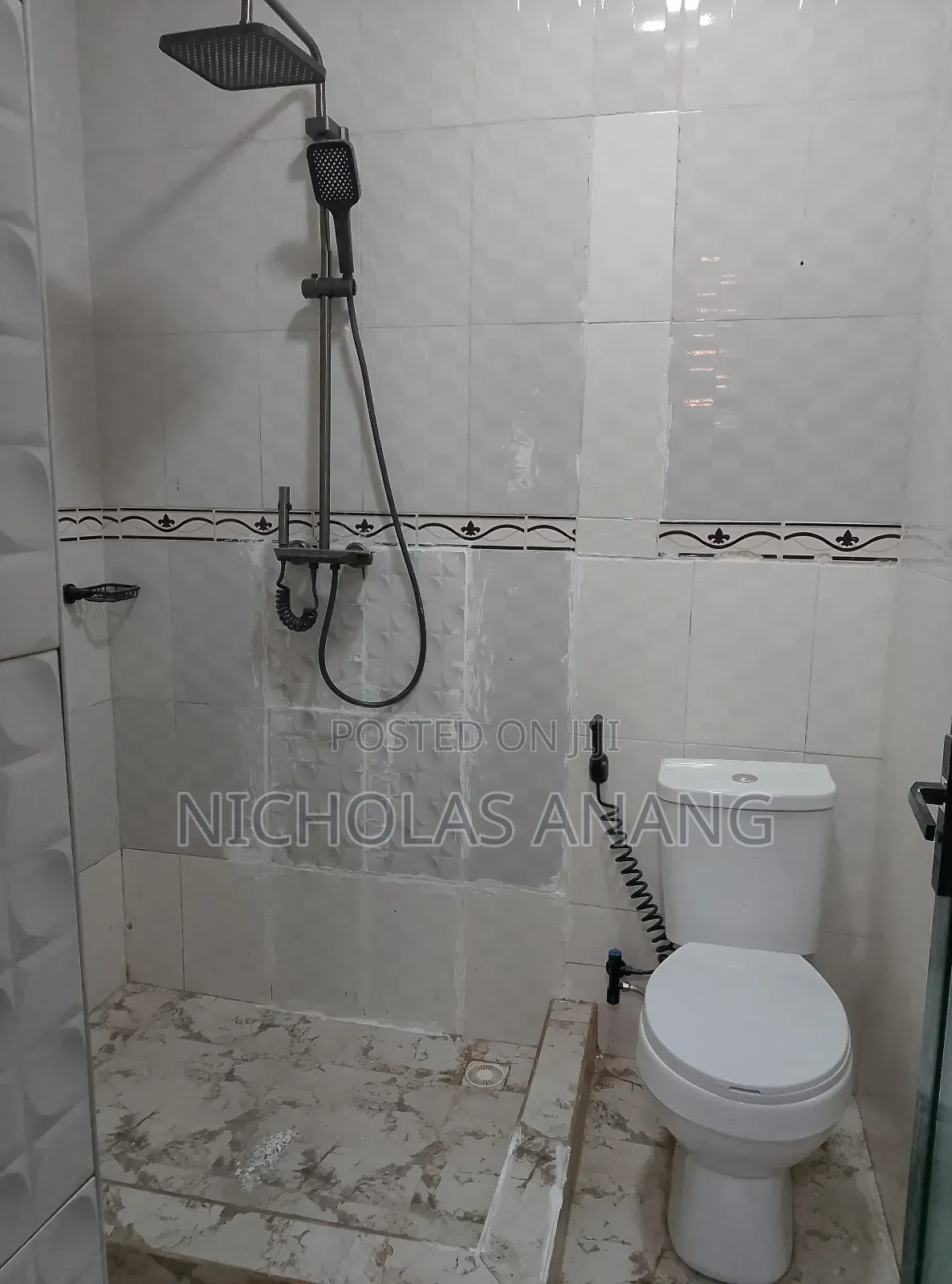 3bdrm House in The Dorns Properties, New Town for rent